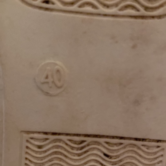 Pre-Owned Women’s Faux Snake-Skin Mid-Calf Boots. Unknown Brand. Size 40. - Picture 7 of 11